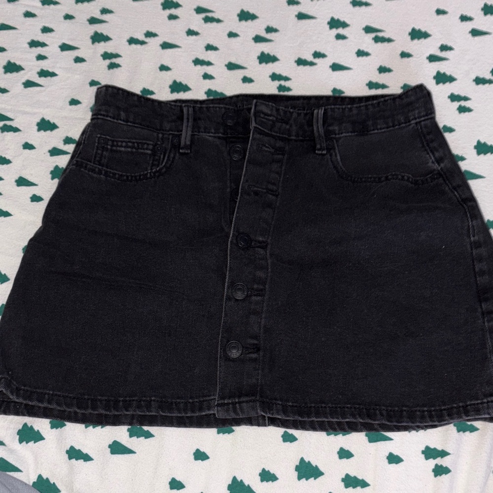 American Eagle Outfitters Black Button-Front Mini Skirt